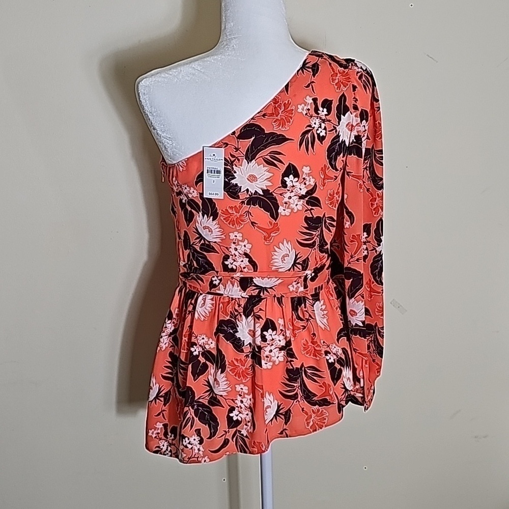 AnnTaylor One Shoulder Pink Floral Long Sleeve Blouse Size 2 - Picture 4 of 9